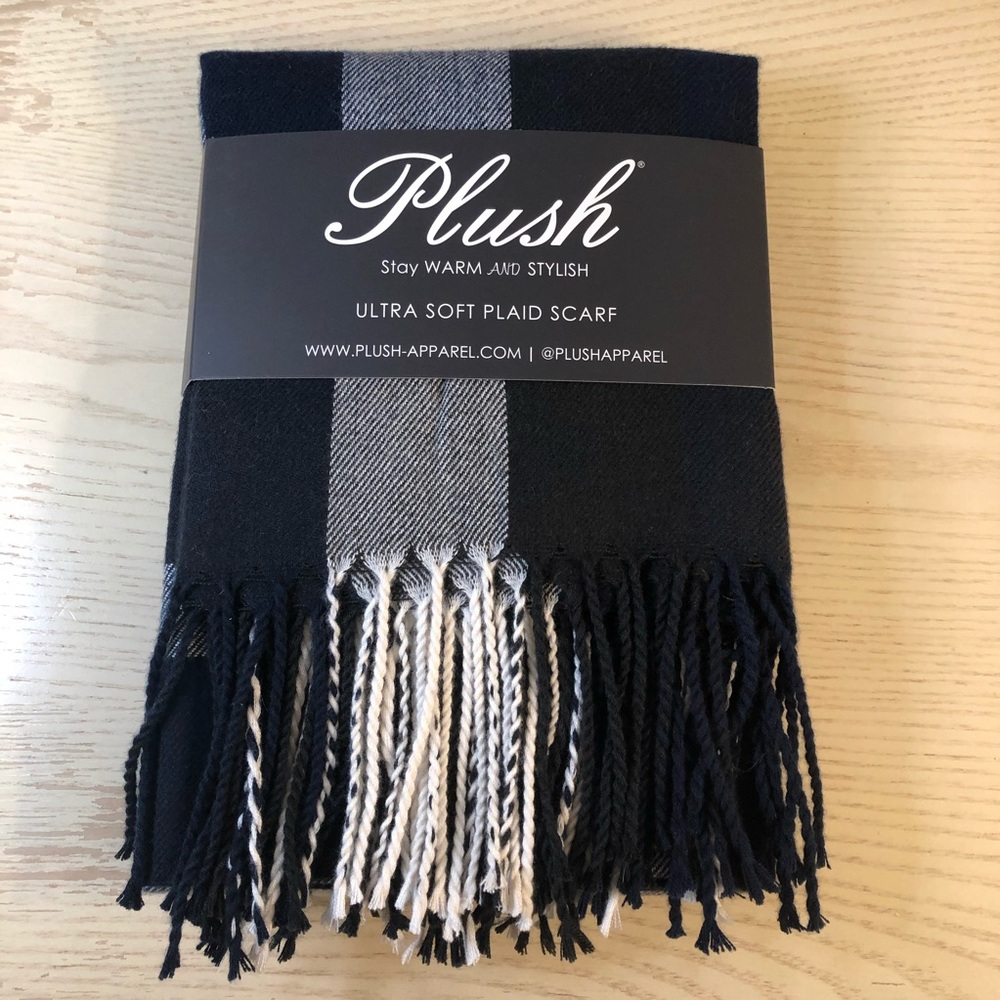 Plush Apparel Soft Plaid Scarf Navy/Charcoal/White